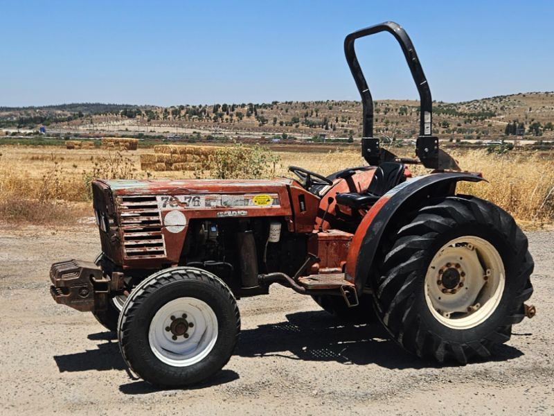 Tractor 51-100 HP