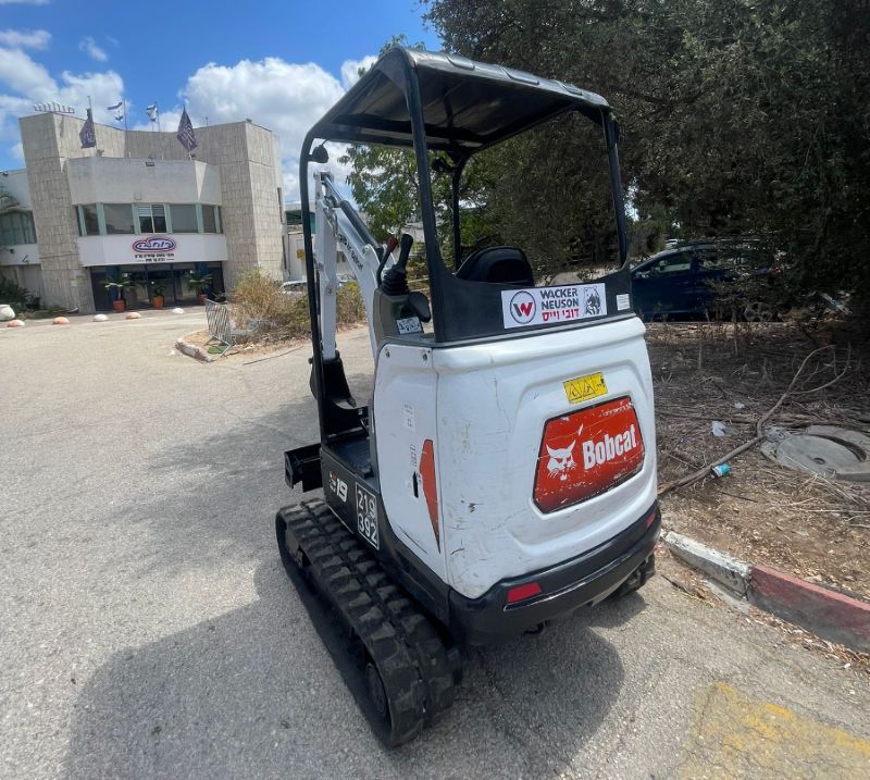 Bobcat - بوبكات
