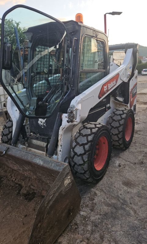 Bobcat - בובקט
