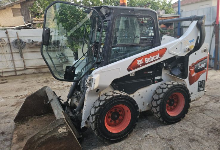 Bobcat - בובקט