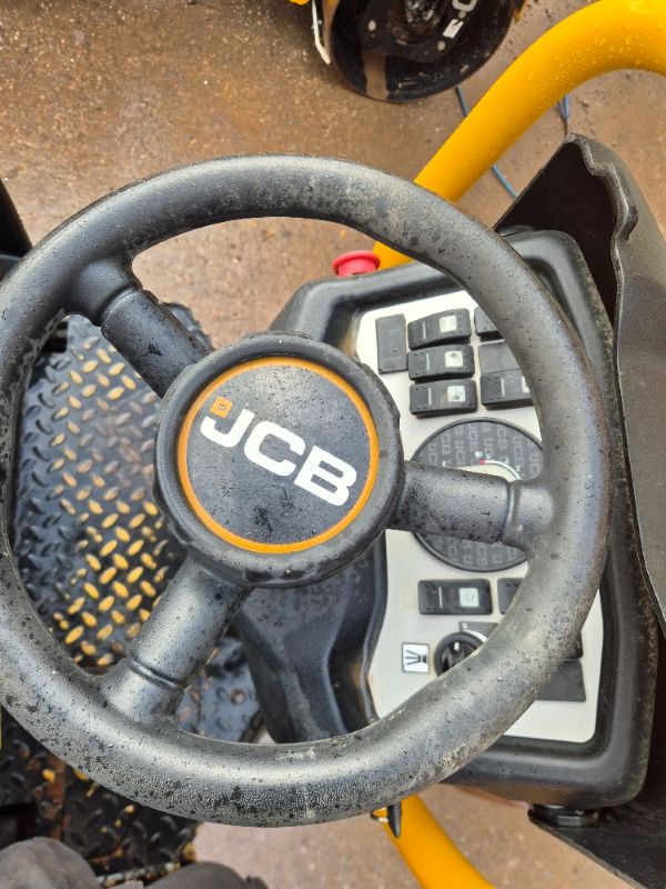 JCB Vibromax - ג'יי.סי.בי ויברומקס
