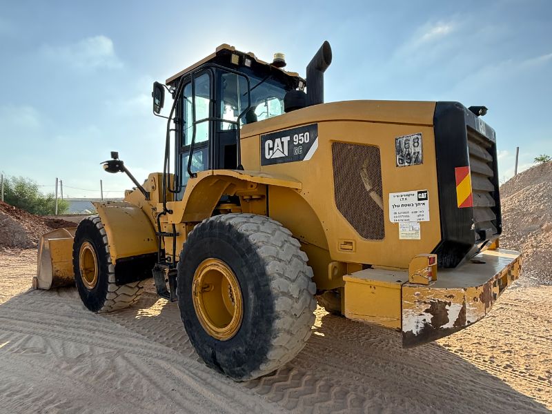 Caterpillar  -  קטרפילר