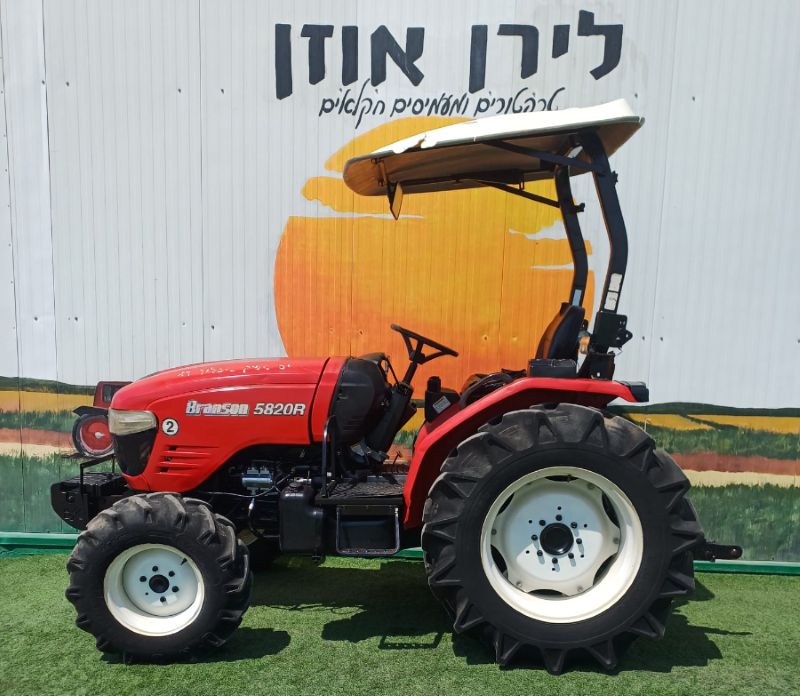 טרקטור 100-51 כוח סוס