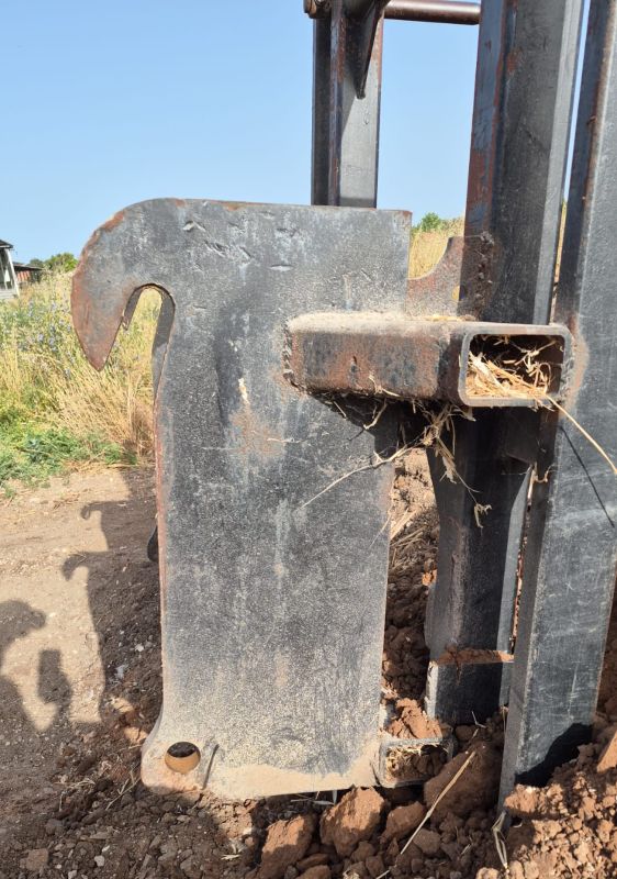 JCB - ג'יי.סי.בי