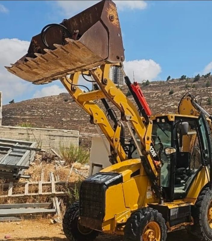 Caterpillar  -  קטרפילר
