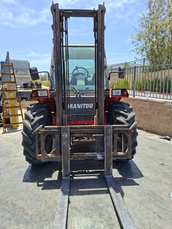 Manitou - מניטו