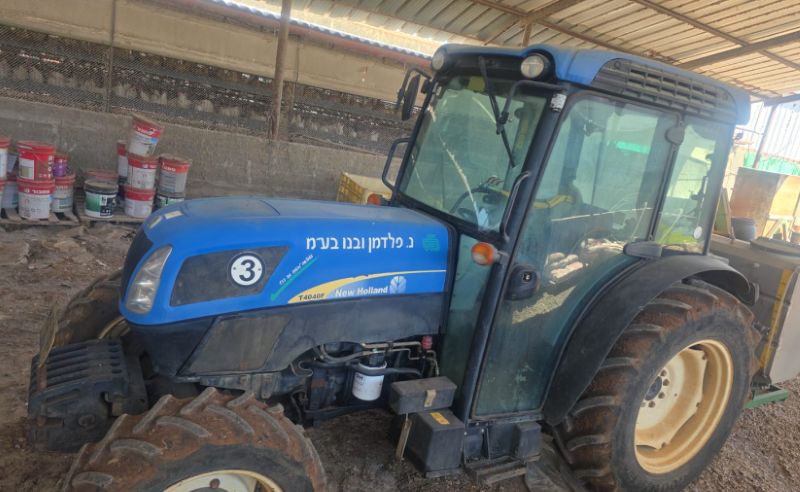 טרקטור 100-51 כוח סוס